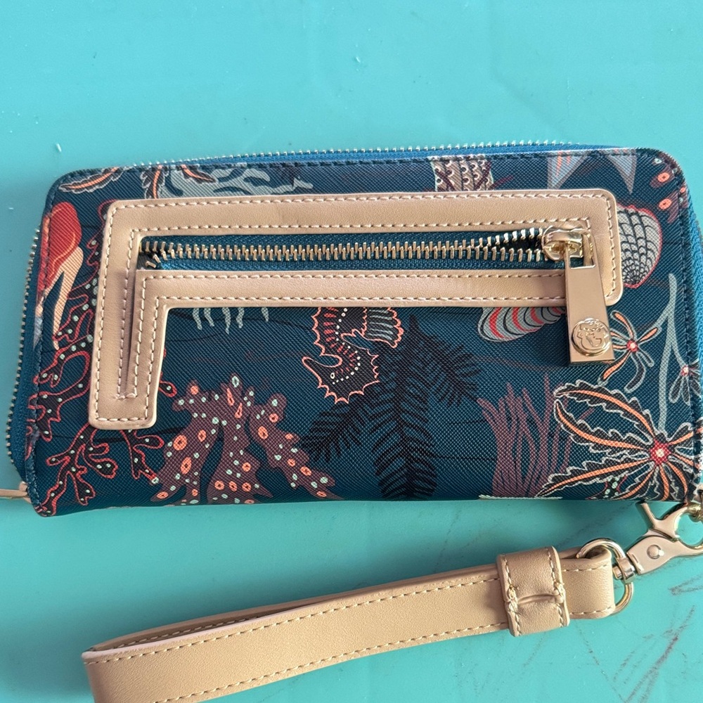 Spartina 449 Marine Life Blue and Tan Wristlet - Picture 3 of 4